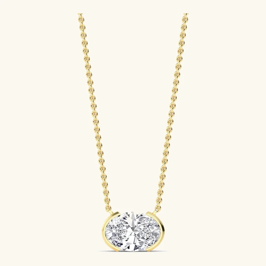 Halfmoon Oval, Oval Half-Bezel Pendant in Yellow Gold, oval