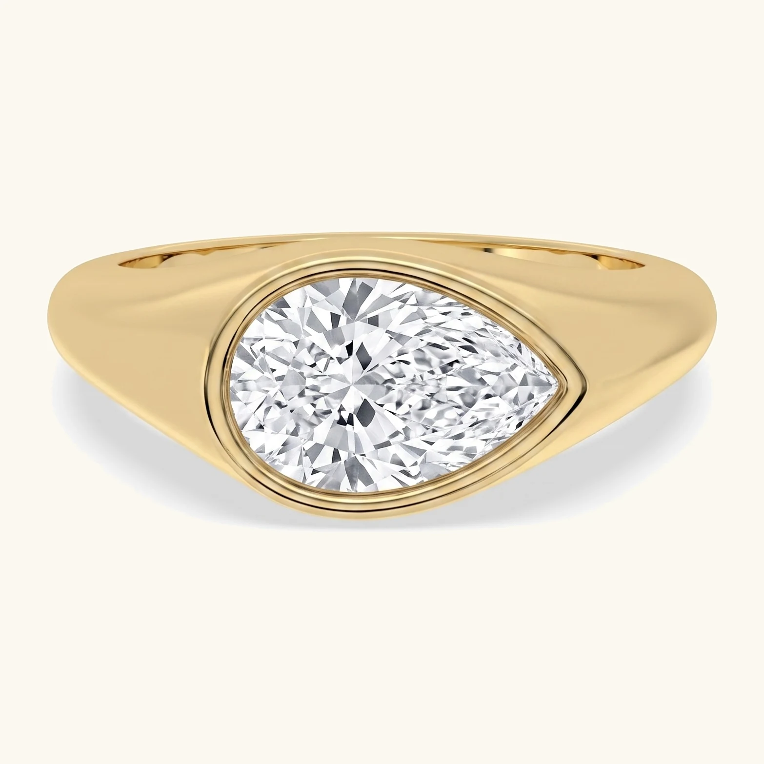 Ash, Bezel Signet Ring, Pear in Yellow Gold, pear