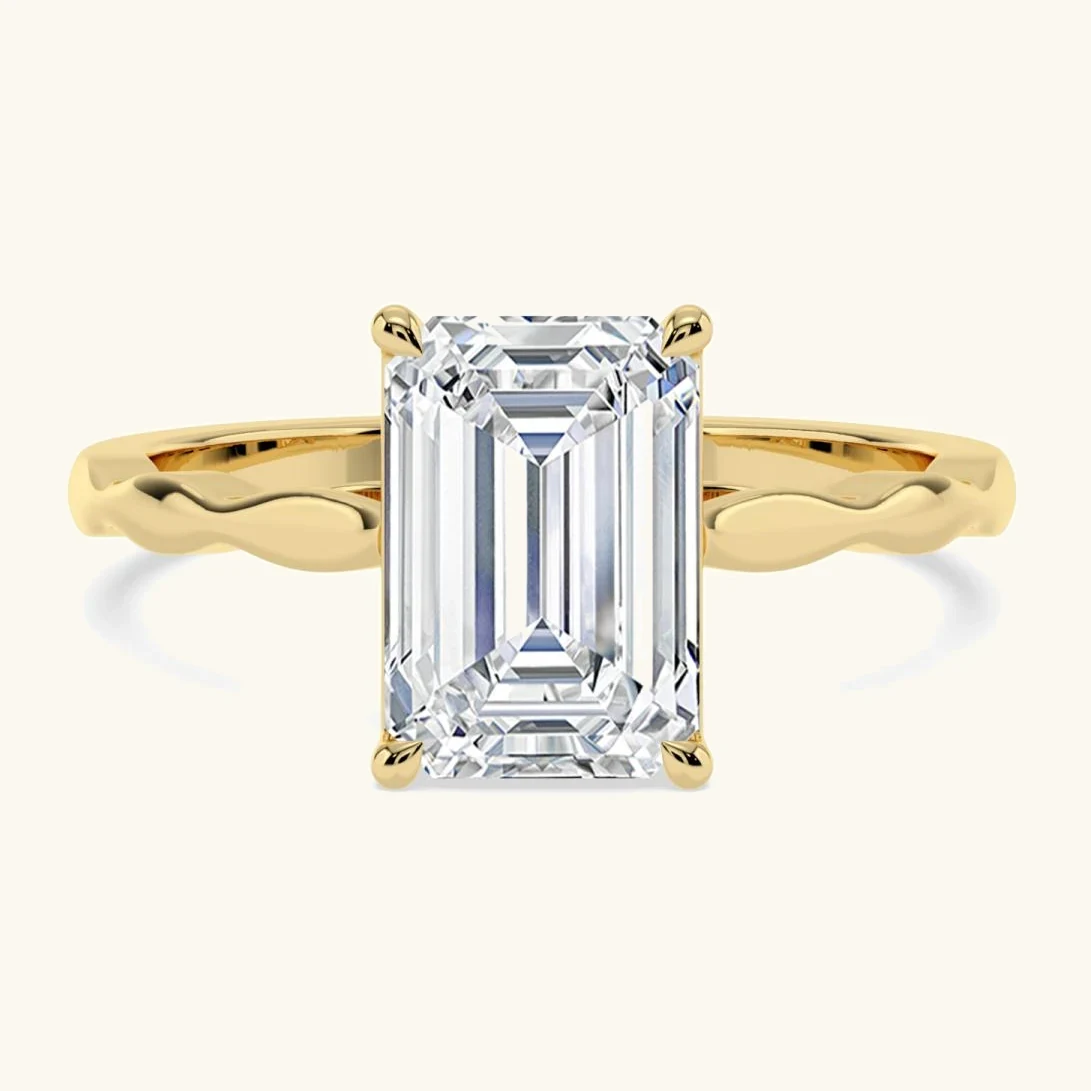 Reed, Four Prong Emerald Solitaire in Yellow Gold, emerald