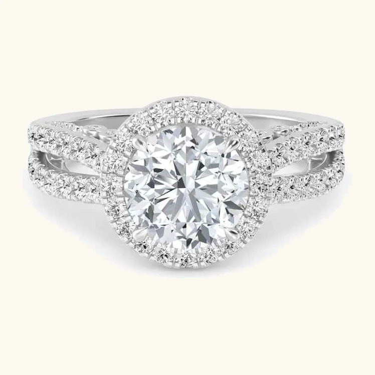 Heath, Four Prong Round Solitaire, Pavé Band in White Gold, round