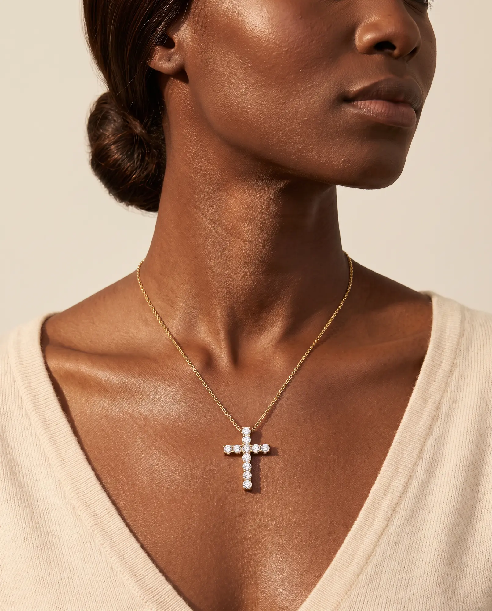Faith, Round Cross Pendant in Yellow Gold, round, worn
