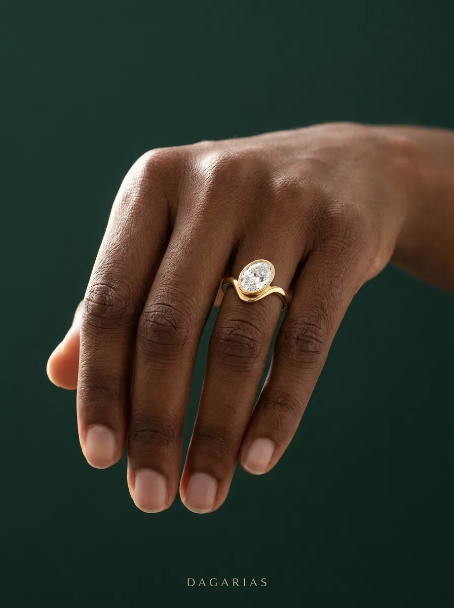 Cove, Bezel Oval Ring in Yellow Gold, oval, worn
