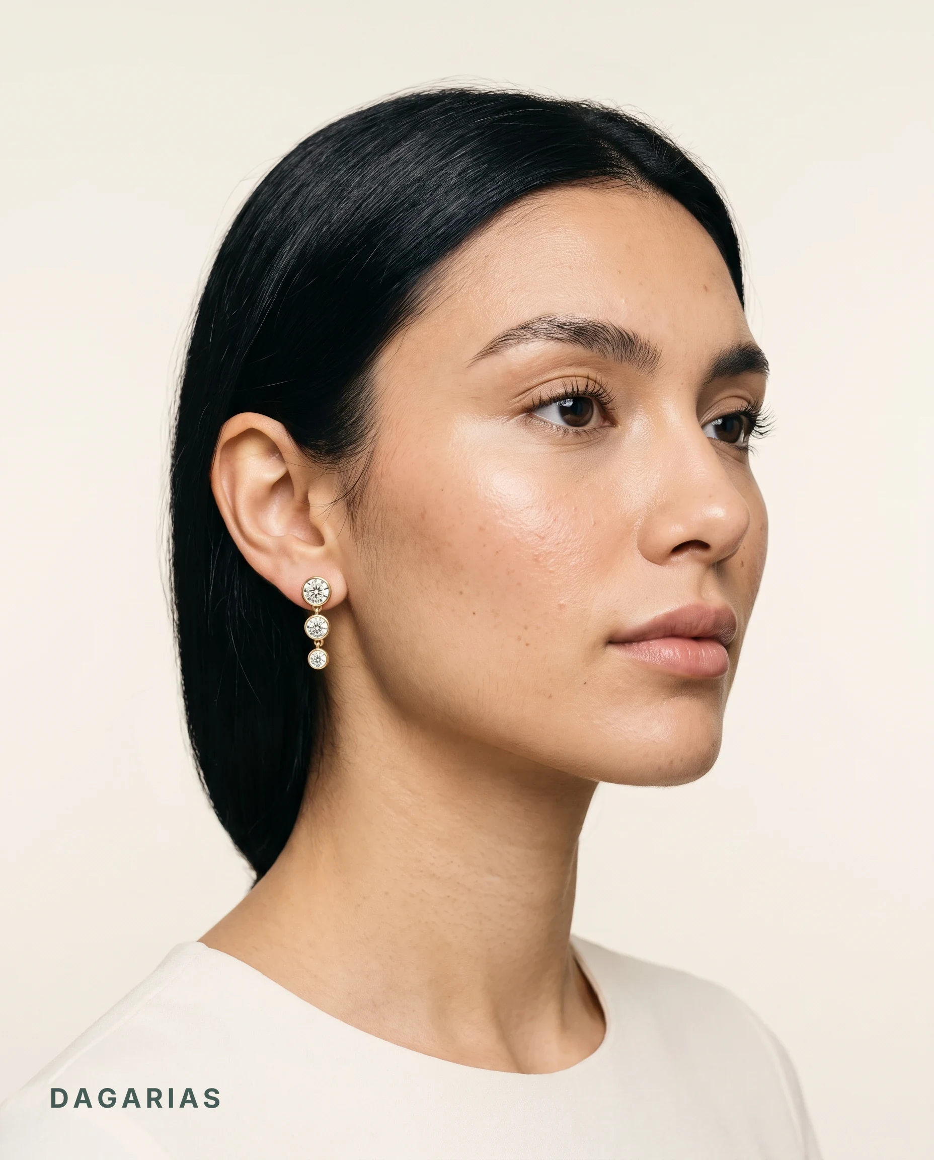 Cordelia, Three Bezel Drops in Yellow Gold, round, worn