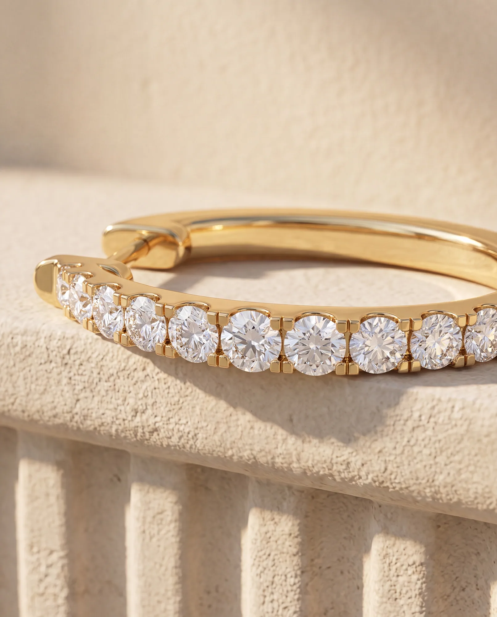 Murmur, Slim Pavé Hoops in Yellow Gold, round, side profile