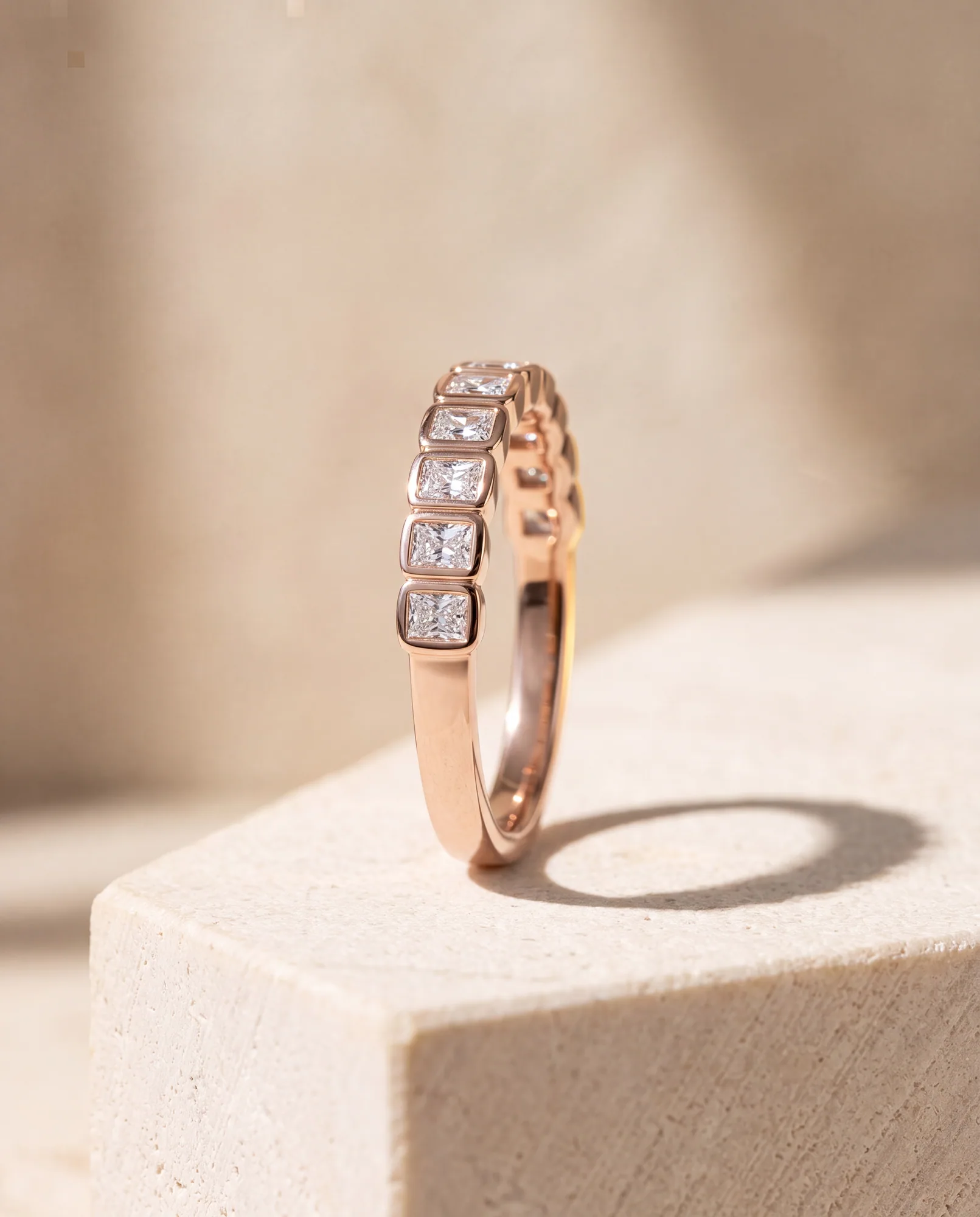 Pebble Radiant, Radiant Bezel Band in Rose Gold, radiant, side profile