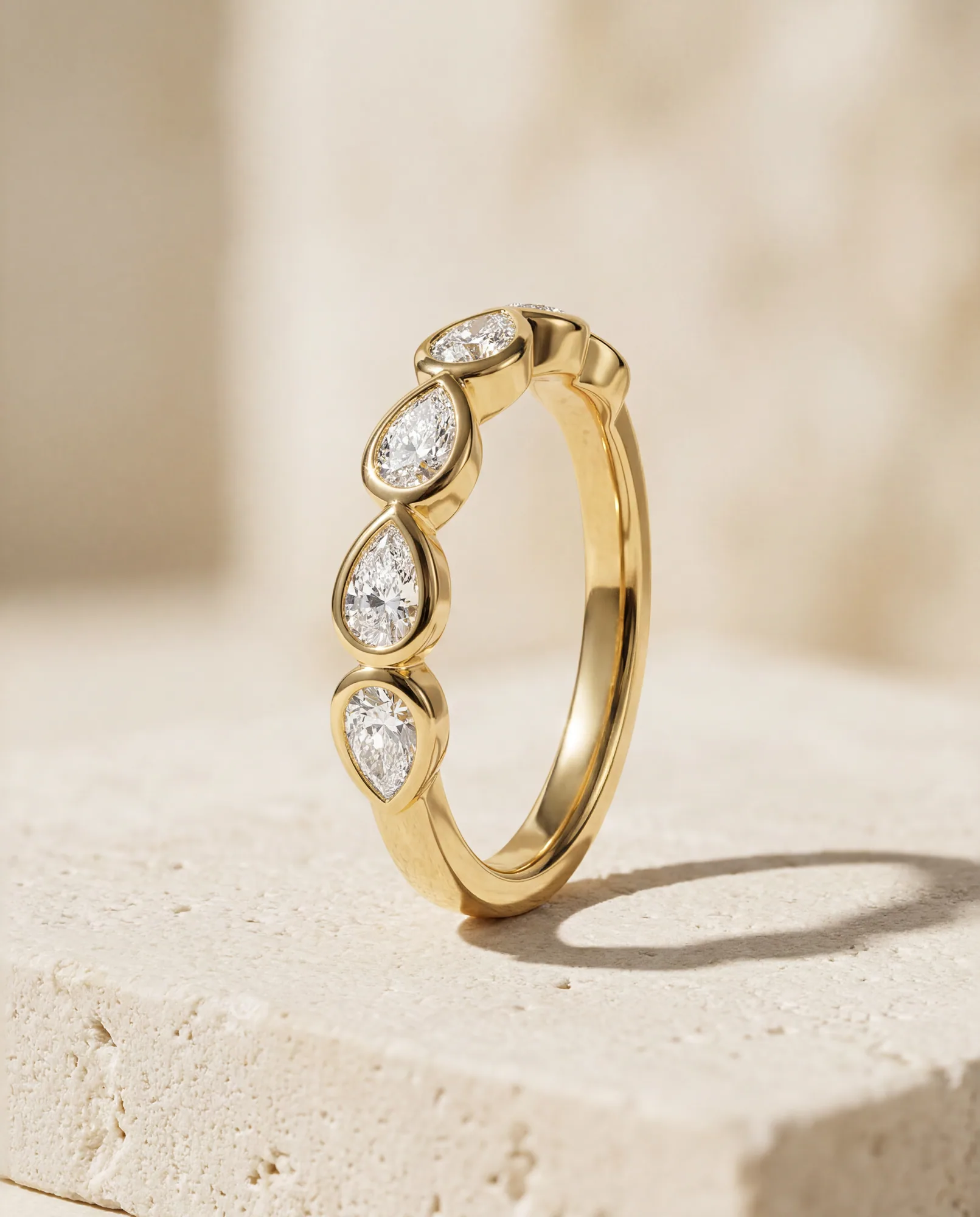 Pebble Pear, Pear Bezel Band in Yellow Gold, pear