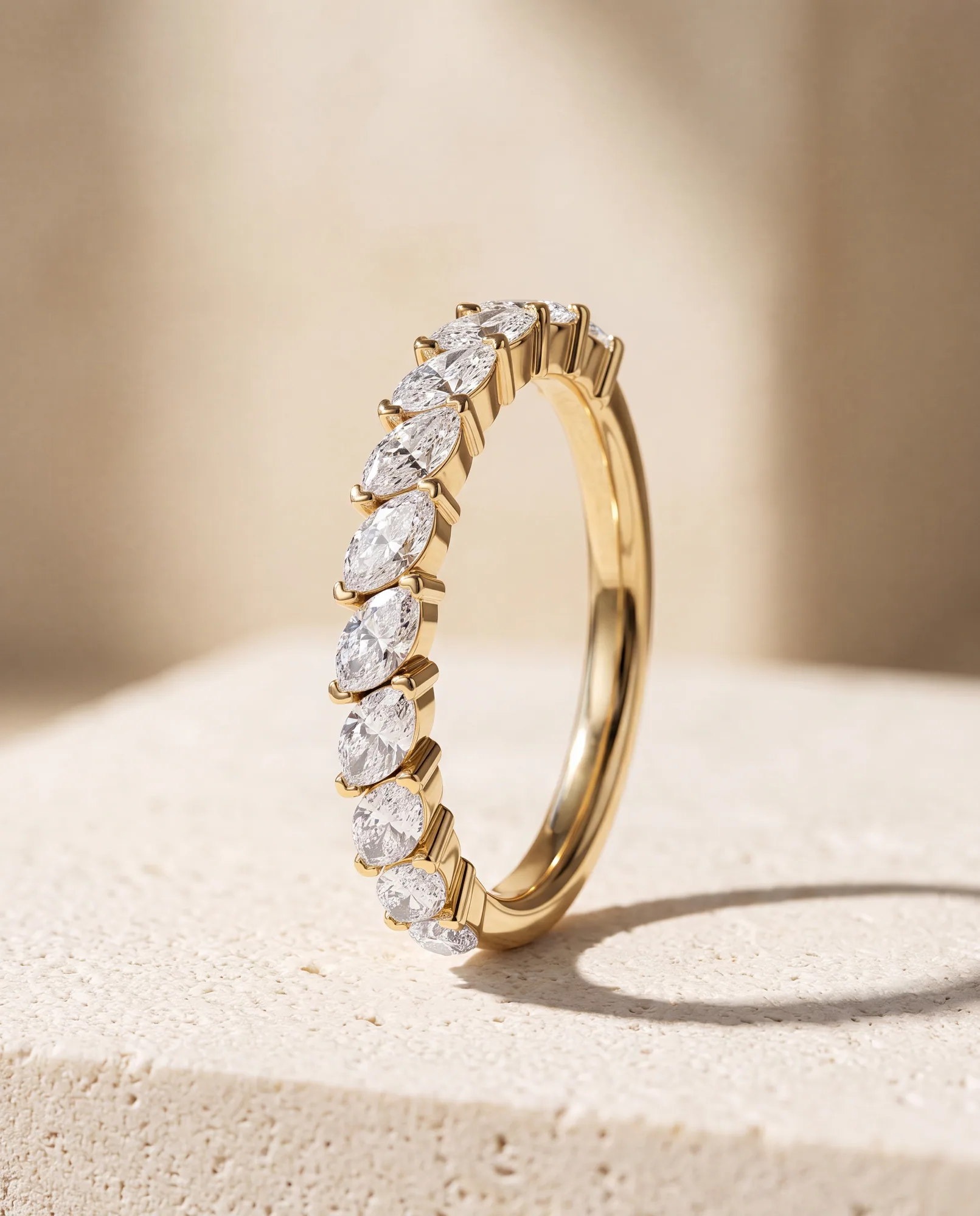 Petal Marquise Lengthwise, Marquise Tip-to-Tip Band in Yellow Gold, marquise, side profile