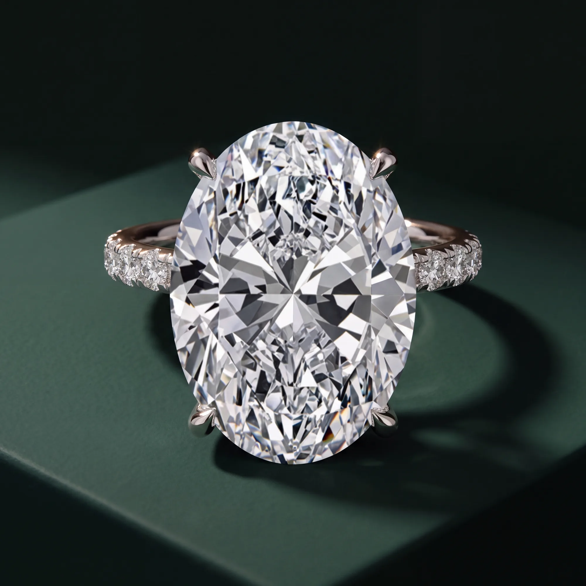 Odette, Oval Solitaire