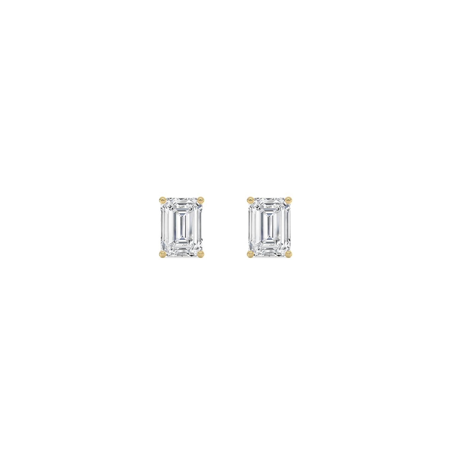 Bramble, Four Prong Studs, Emerald in Yellow Gold, emerald, plain background