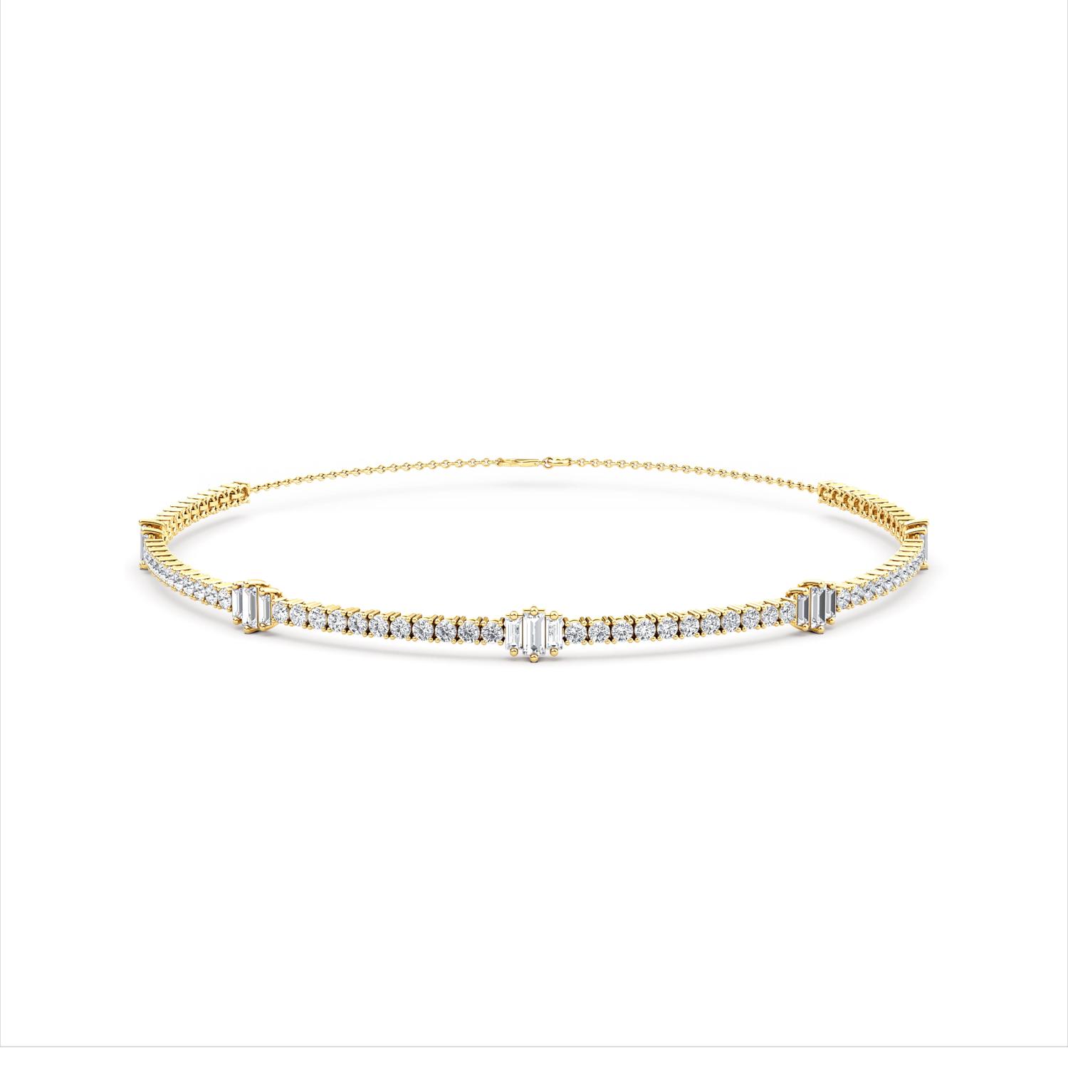Pulse, Station Choker in Yellow Gold, mixed, plain background