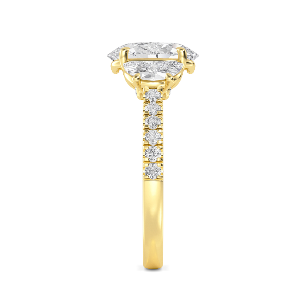 Chapter, Oval Ring with Half-Moon Sides in Yellow Gold, oval, plain background, alternate view