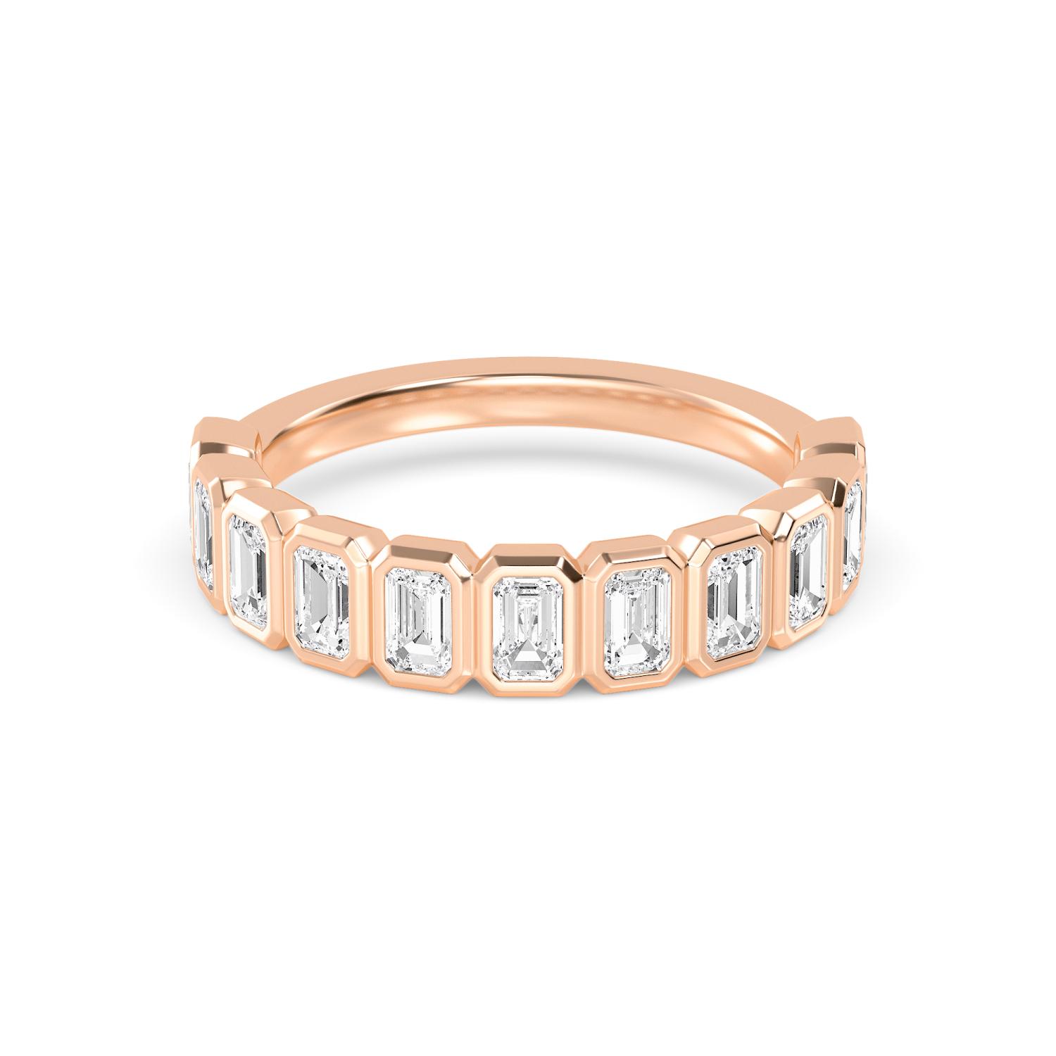 Pebble Emerald Upright, Upright Emerald-Cut Bezel Band in Rose Gold, emerald, studio photo