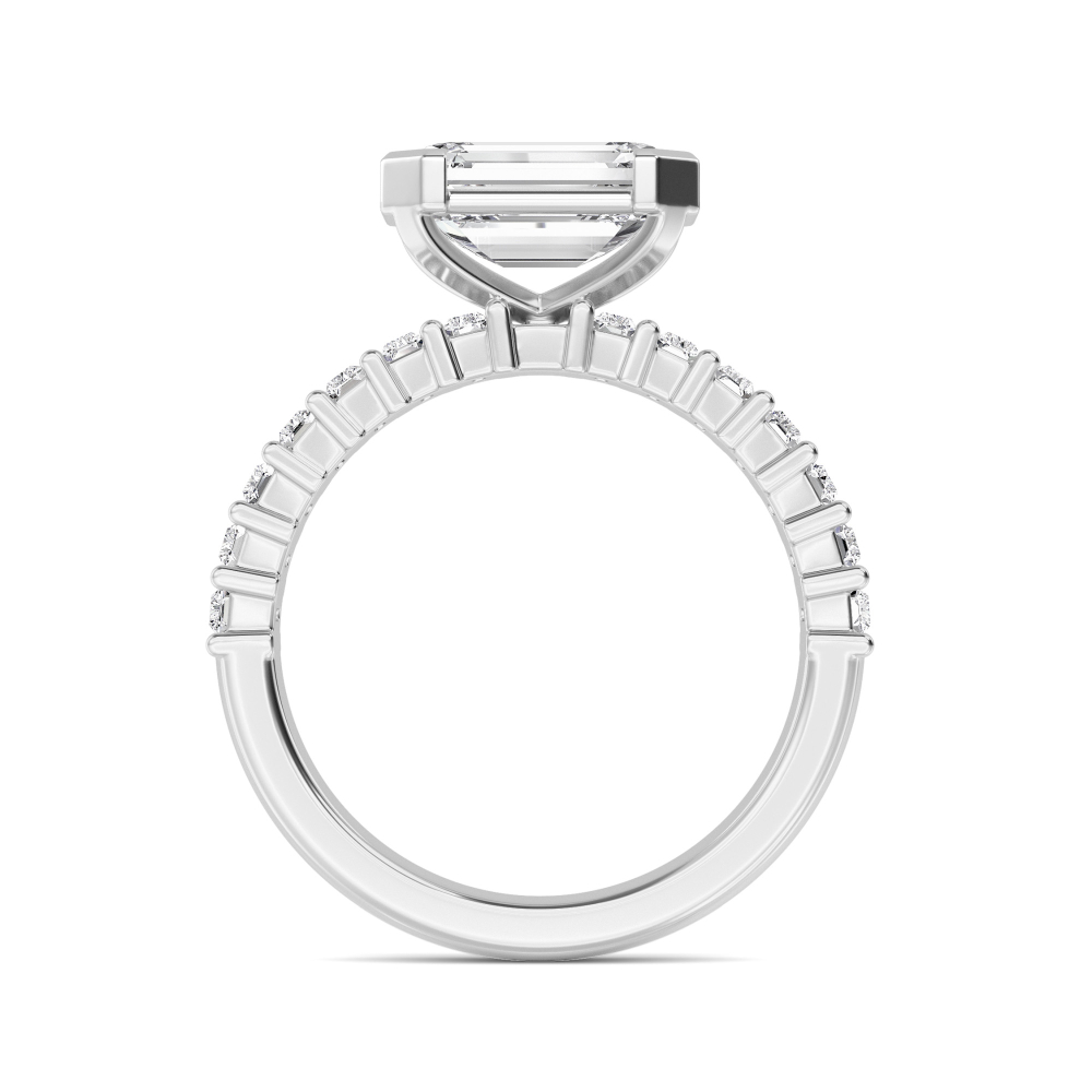 Stanza, East-West Emerald Cut with Baguette Band in White Gold, emerald, plain background, alternate view